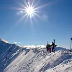 Lyngen Experience Apart-hotel *