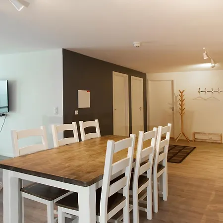 Lyngen Experience Aparthotel Nord-Lenangen