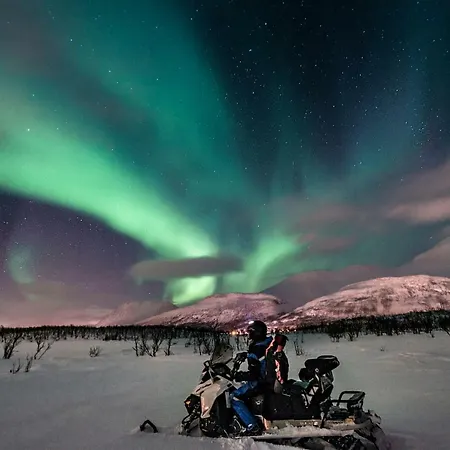 Lyngen Experience Apartmanhotel *